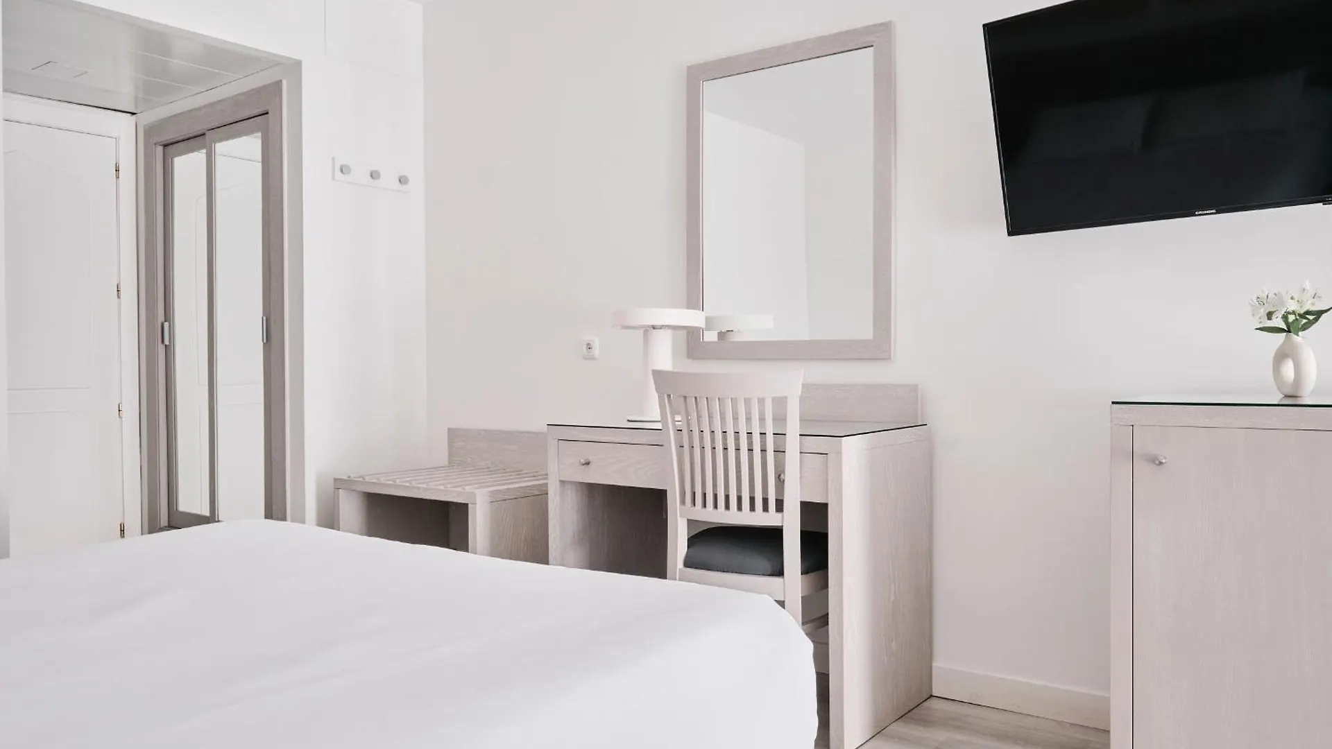 Hotel Helios Costa Tropical Almunecar 3*,  Spain